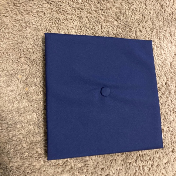 Liberty University commencement graduation bachelor regalia cap stole - Picture 2 of 3